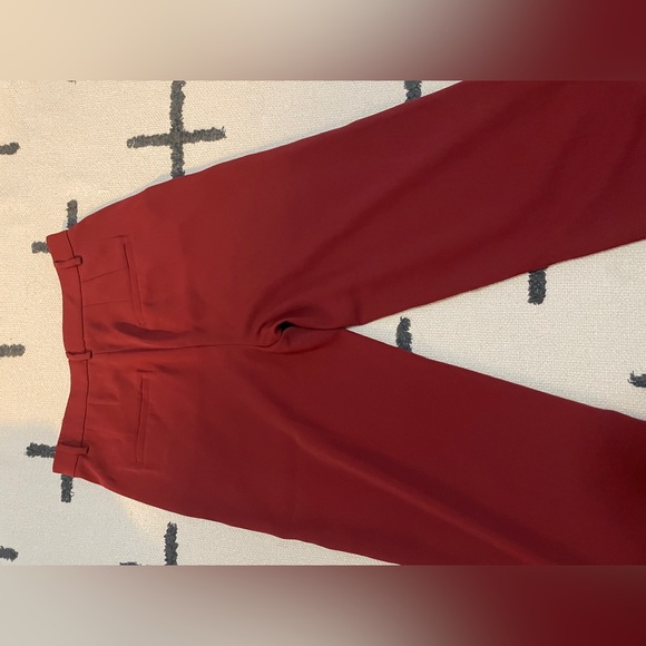 Cropped Maroon/Red Pants - Picture 2 of 2